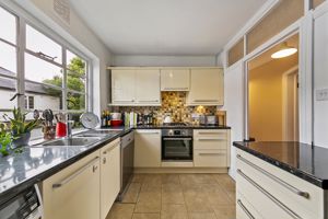 Kitchen- click for photo gallery